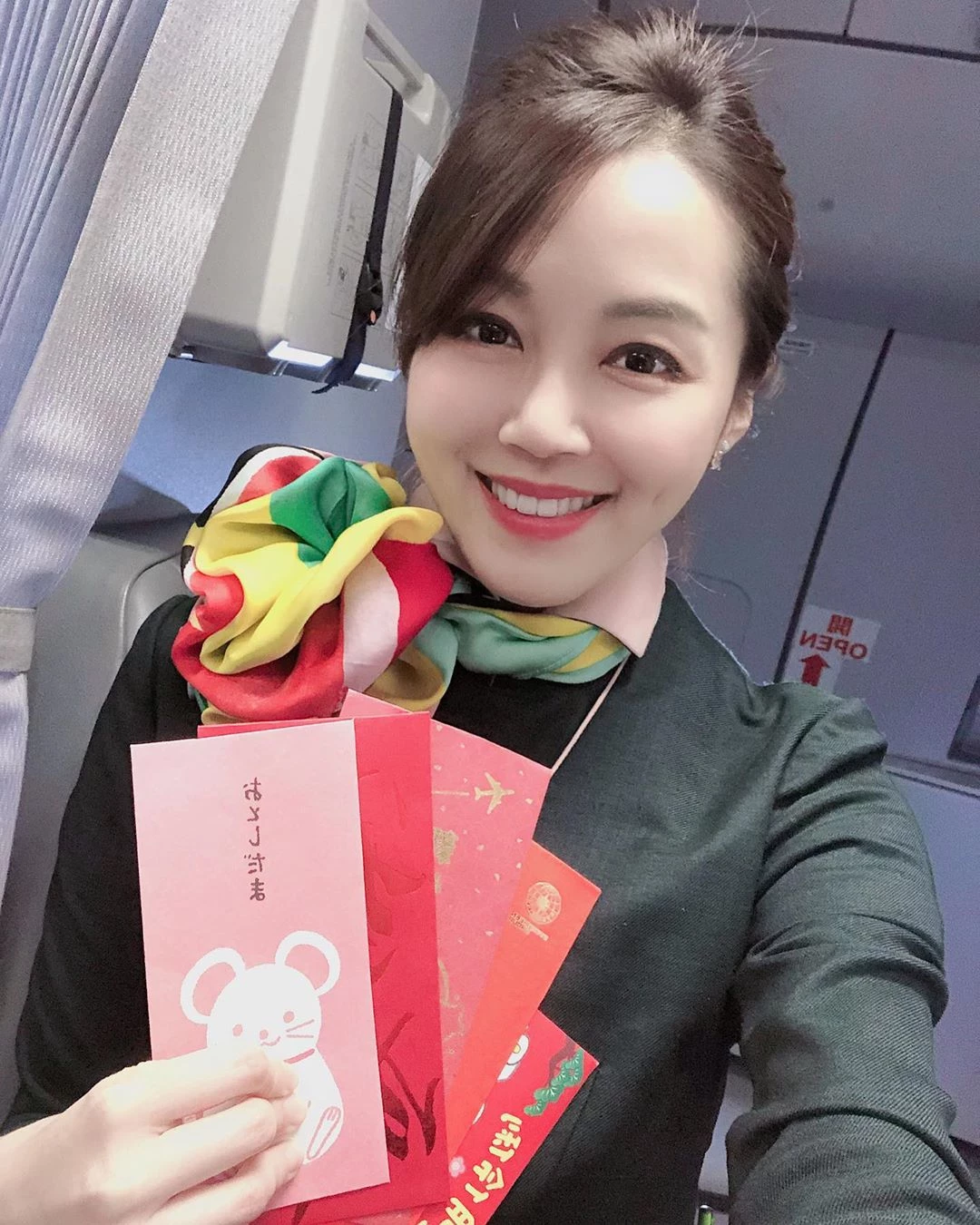 122454aqh9sf7v775v8a76.webp