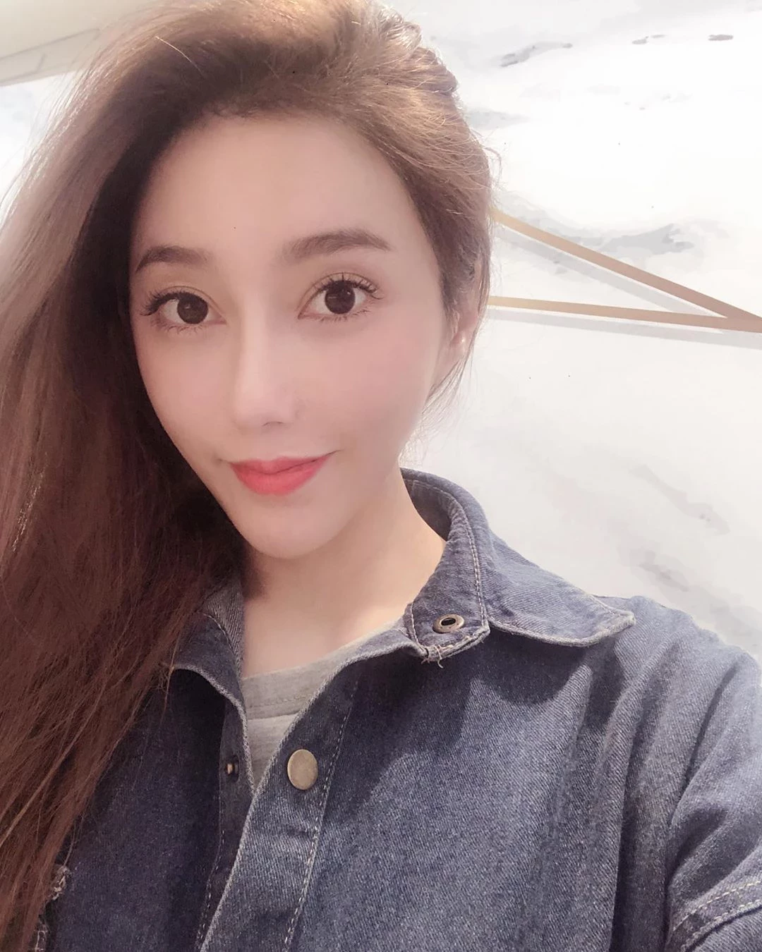 114421jm9mfus89k6hwfxk.webp