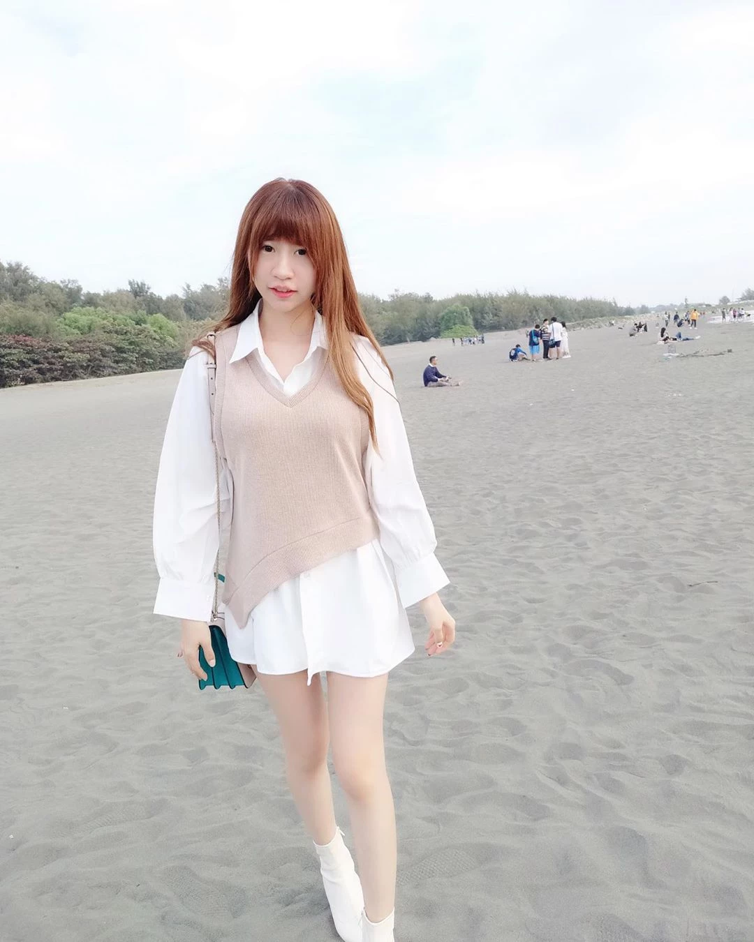 4094079.webp