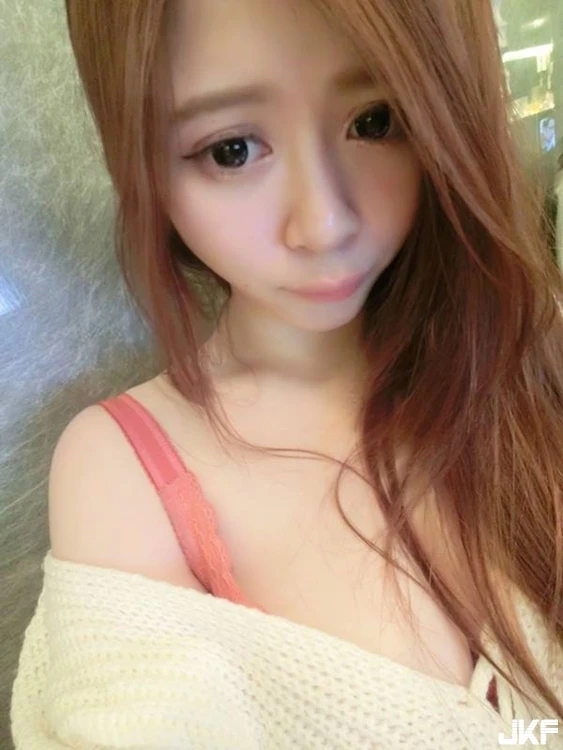 16890351.webp